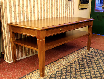 Klikněte pro velkou fotografii produktu Konferenční stolek z nábytkové řady Leo